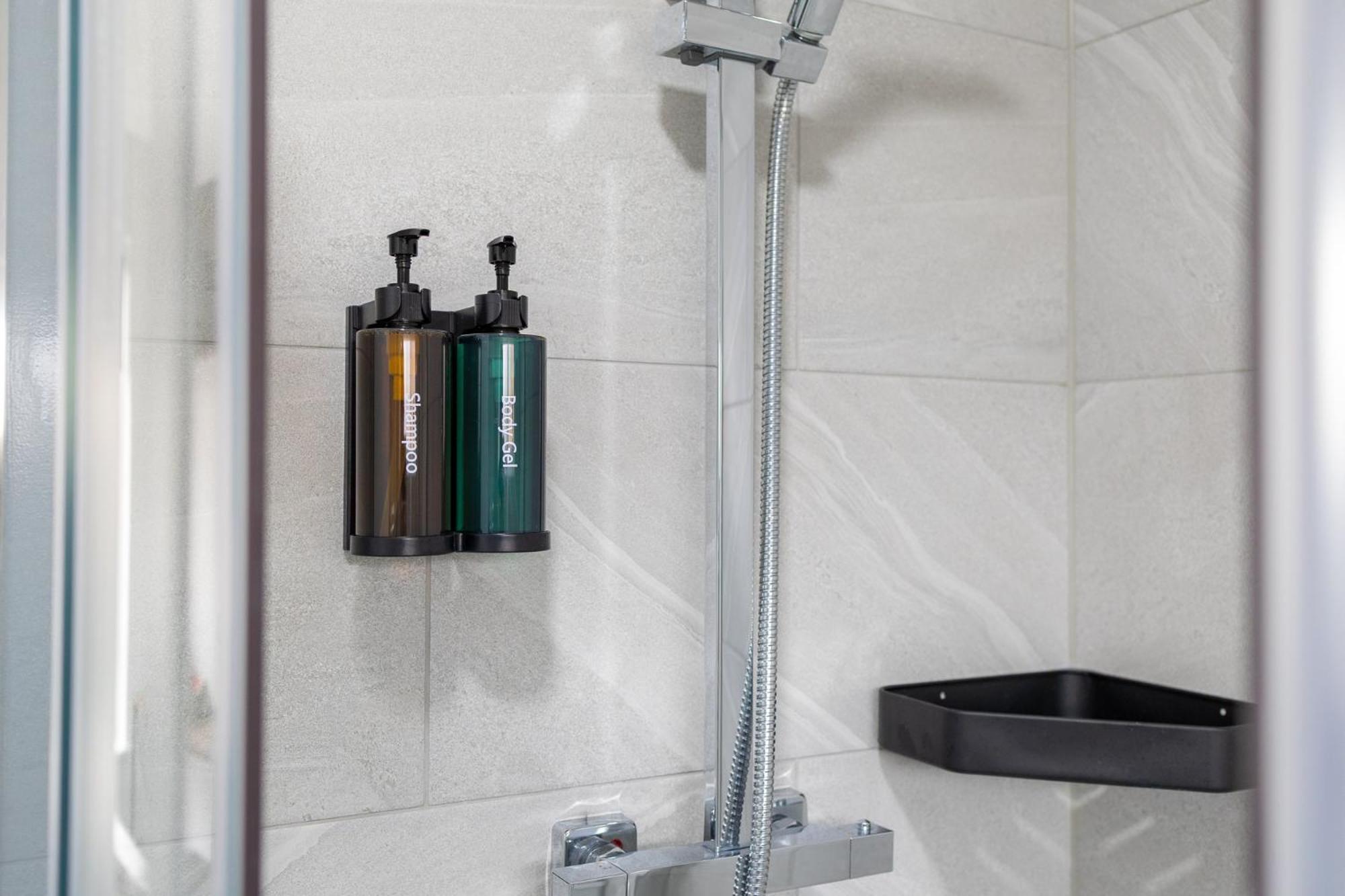 Premium Serviced Accommodation Rooms Nottingham - All With Ensuites Εξωτερικό φωτογραφία