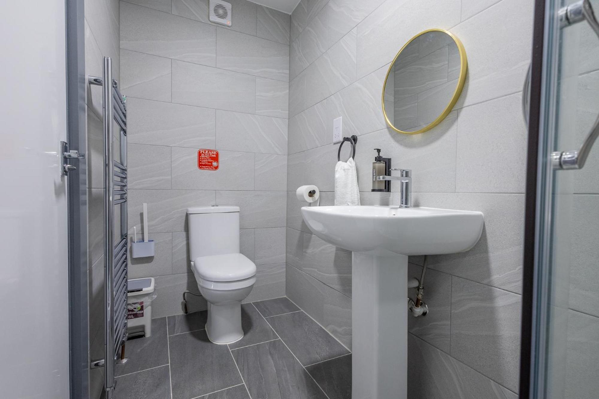 Premium Serviced Accommodation Rooms Nottingham - All With Ensuites Εξωτερικό φωτογραφία
